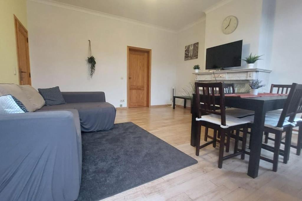 Charming 1-Bedroom Apartment Брюссель Экстерьер фото